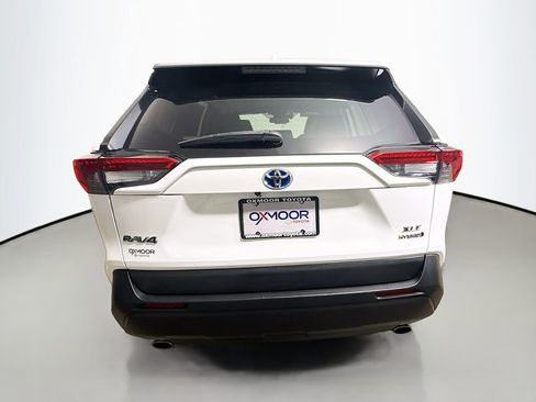 Certified 2024 Toyota RAV4 XLE w/ Convenience Package image 6