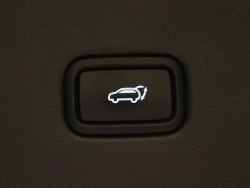 Used 2022 Hyundai Palisade SEL w/ 8P Bench Seat Package FWD image 17