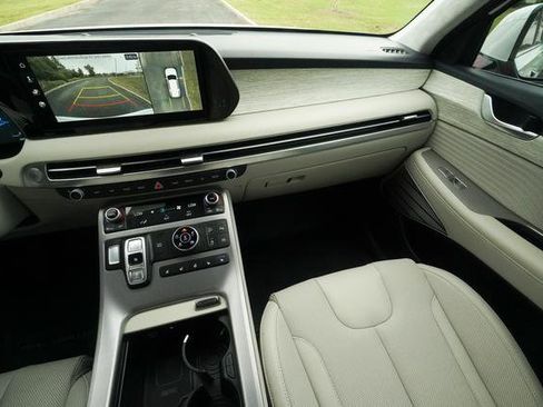 Used 2025 Hyundai Palisade Calligraphy AWD/4WD image 12