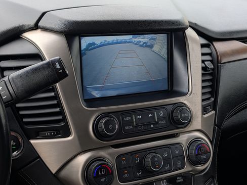 Used 2019 GMC Yukon XL Denali AWD/4WD image 32