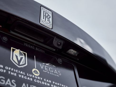 Used 2025 Rolls-Royce Spectre w/ Leather Finishing Pack image 13