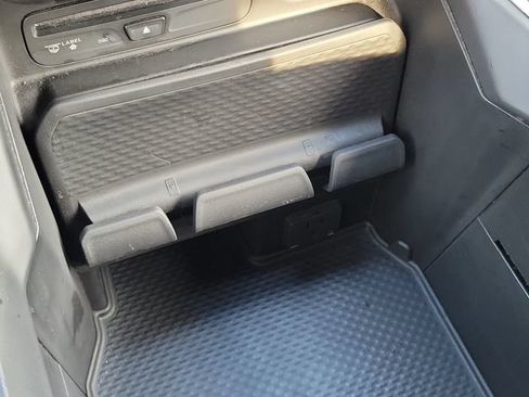 Used 2019 RAM 1500 Big Horn RWD image 28