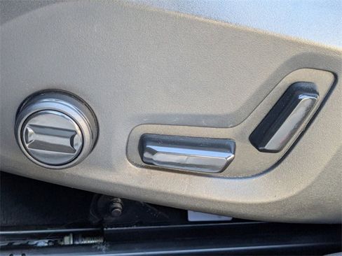 Used 2023 Volvo V60 B5 Cross Country Plus w/ Climate Package image 14