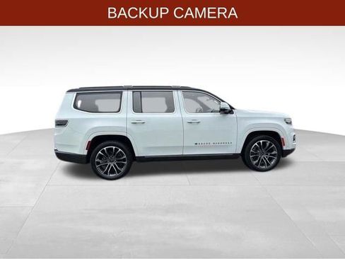 Used 2022 Jeep Grand Wagoneer Series III w/ Flexible Seating Group AWD/4WD image 8