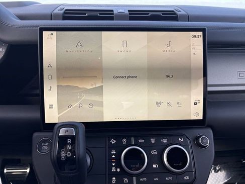 New 2026 Land Rover Defender 110 V8 image 24