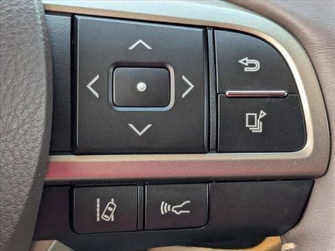Used 2018 Lexus ES 350 w/ Luxury Package w/Wood Trim FWD image 11