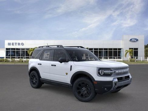 New 2025 Ford Bronco Sport Badlands image 7