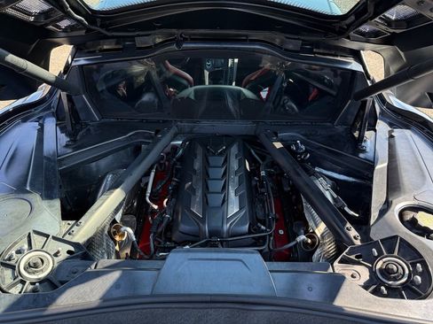 Used 2023 Chevrolet Corvette Stingray Coupe w/ Z51 Performance Package image 21