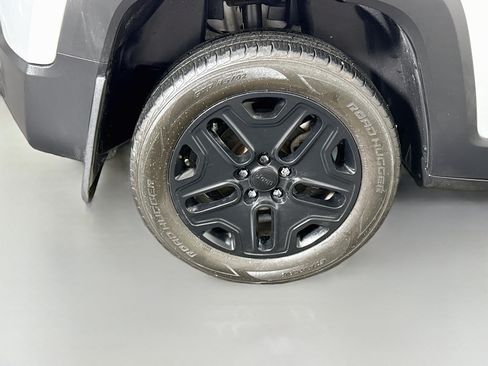Used 2020 Jeep Renegade Sport AWD/4WD image 33