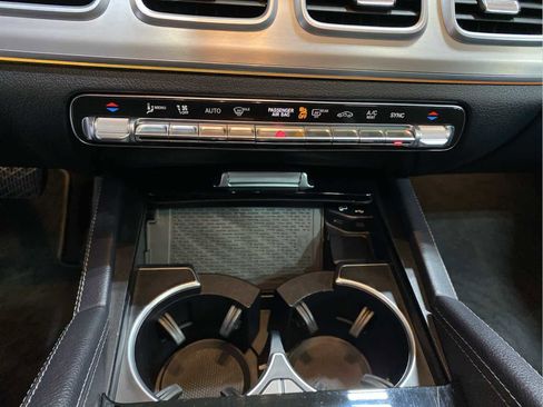 Used 2021 Mercedes-Benz GLE 350 4MATIC image 19