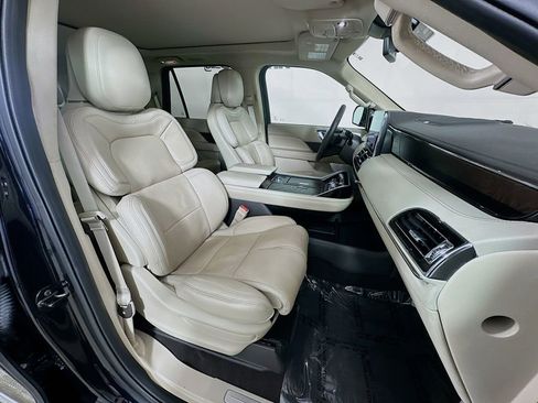 Used 2020 Lincoln Navigator Reserve w/ Equipment Group 208A Reserve image 38