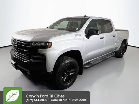 Used 2021 Chevrolet Silverado 1500 LT Trail Boss w/ Bed Protection Package image 5