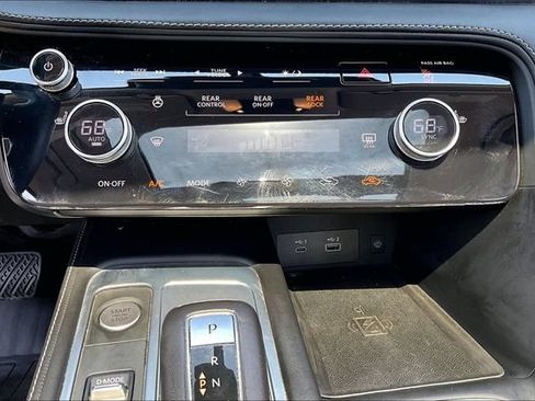 Used 2024 INFINITI QX60 Luxe AWD/4WD image 16