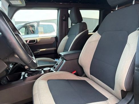 Used 2023 Ford Bronco Big Bend AWD/4WD image 16