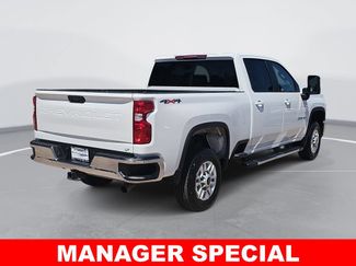 Used 2025 Chevrolet Silverado 2500 LT w/ Convenience Package AWD/4WD video 3