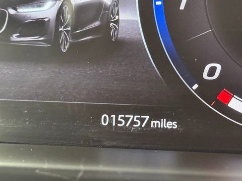 Used 2021 Jaguar F-TYPE R image 25