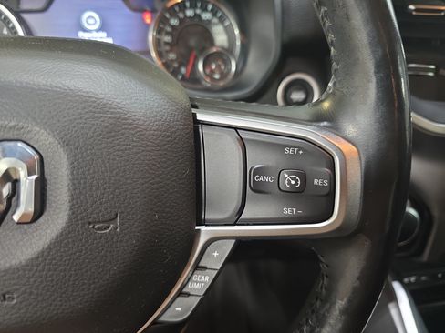 Used 2019 RAM 1500 Big Horn AWD/4WD image 15