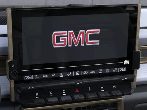 Used 2024 GMC Hummer EV 2X w/ Extreme Off-Road Package AWD/4WD image 18
