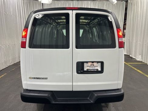 New 2026 Chevrolet Express 2500 w/ Driver Convenience Package image 4