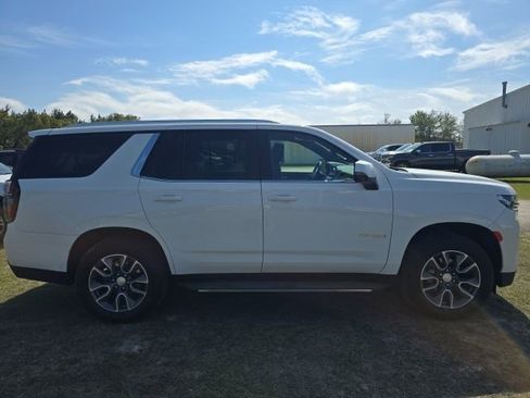 Used 2023 Chevrolet Tahoe LT w/ Luxury Package image 6