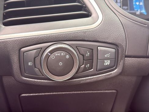 Used 2023 Ford Edge SEL w/ Convenience Package AWD/4WD image 12