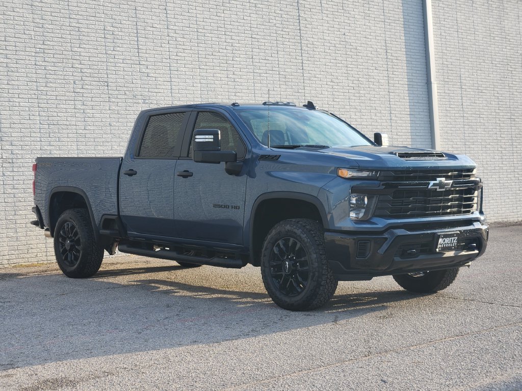 New 2026 Chevrolet Silverado 2500 Custom w/ Custom Value Package AWD/4WD image 2