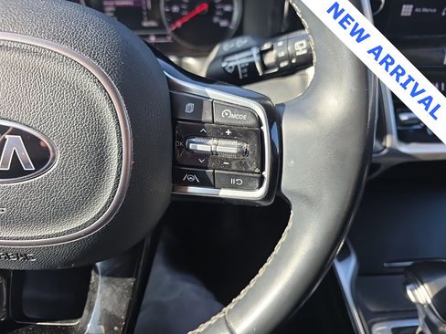 Used 2021 Kia Sorento S image 13