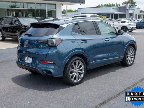 Used 2024 Buick Encore GX Avenir w/ Avenir Technology Package FWD image 3