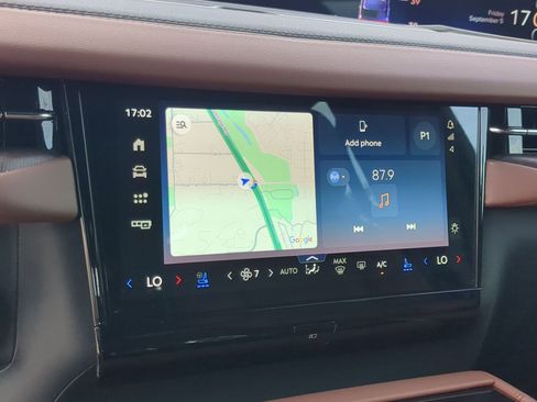 New 2025 Lincoln Navigator Reserve image 15