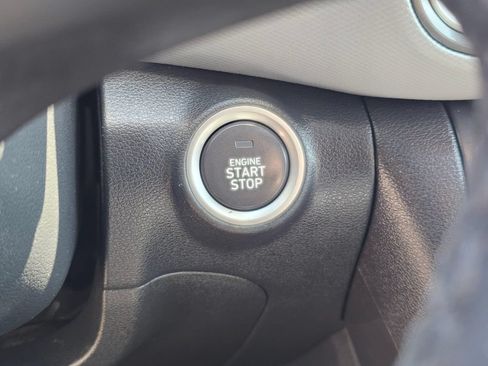 Used 2021 Hyundai Kona Limited AWD/4WD image 30