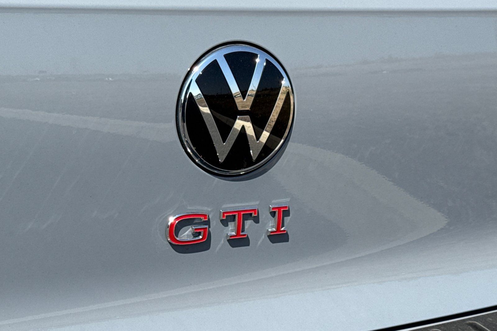 New 2026 Volkswagen GTI SE FWD image 26