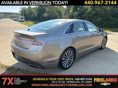 Used 2018 Lincoln MKZ Premiere image 5