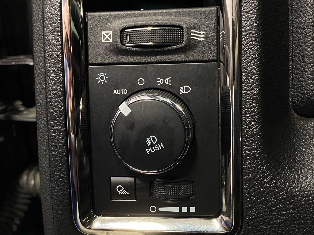 Used 2018 RAM 1500 Sport AWD/4WD image 20