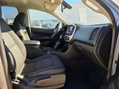 Used 2019 GMC Canyon SLE w/ Elevation Edition image 27