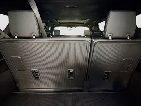 Used 2025 Cadillac Escalade ESV Premium Luxury w/ LPO, Floor Liner Package image 27