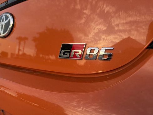 Used 2023 Toyota GR86 10th Anniversary SE image 9