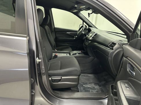 Used 2019 Honda Passport Sport image 38