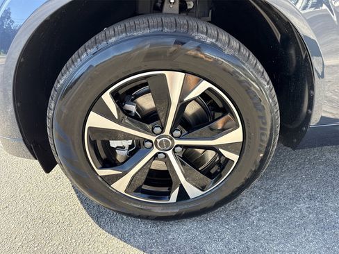 New 2026 Volvo XC60 B5 Core image 9