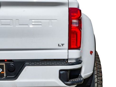 Used 2024 Chevrolet Silverado 3500 LT w/ Convenience Package image 54