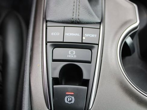 Used 2023 Toyota Camry XSE FWD image 28