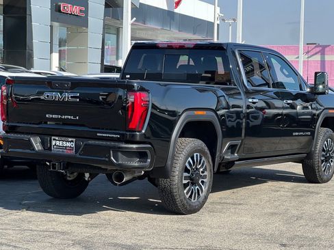 New 2026 GMC Sierra 2500 Denali Ultimate image 5