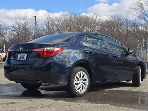 Used 2017 Toyota Corolla XLE image 13