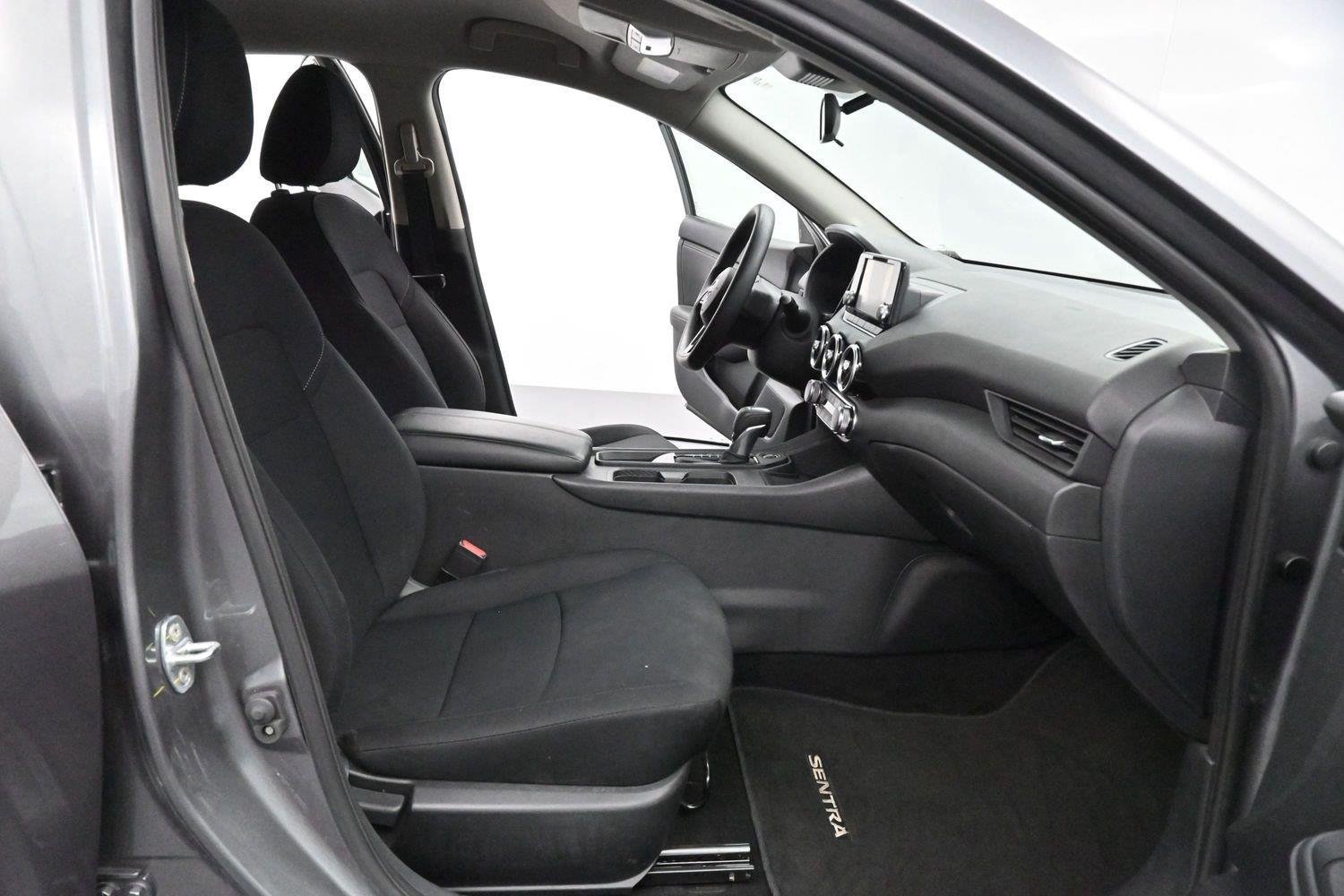 Used 2024 Nissan Sentra S FWD image 26
