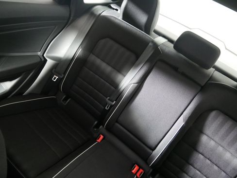 Used 2022 Volkswagen Jetta Sport image 12