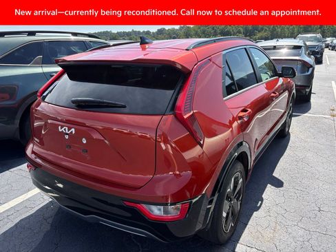 Certified 2023 Kia Niro Wind FWD image 3