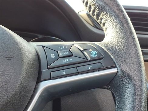 Used 2020 Nissan Rogue SL image 22