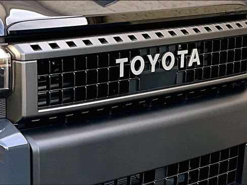 Used 2026 Toyota Land Cruiser w/ Premium Package AWD/4WD image 30