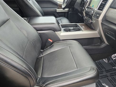 Used 2018 Ford F250 Lariat w/ Lariat Ultimate Package image 6