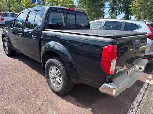 Used 2014 Nissan Frontier SV AWD/4WD image 5