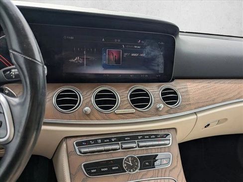 Used 2020 Mercedes-Benz E 350 4MATIC Sedan image 10